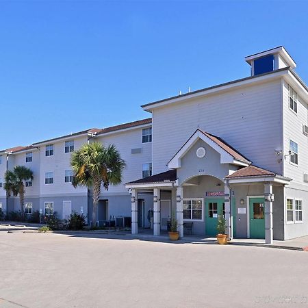 Americas Best Value Inn & Suites-Winnie Luaran gambar
