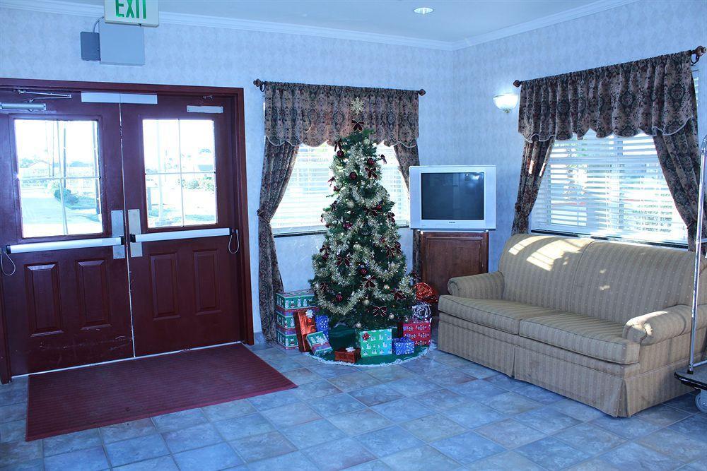 Americas Best Value Inn & Suites-Winnie Luaran gambar
